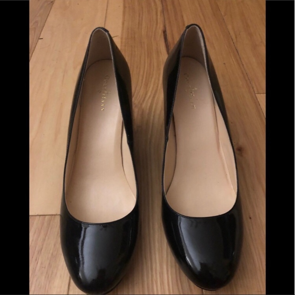 Cole Haan Size 9 Black Wedge Patent Heels